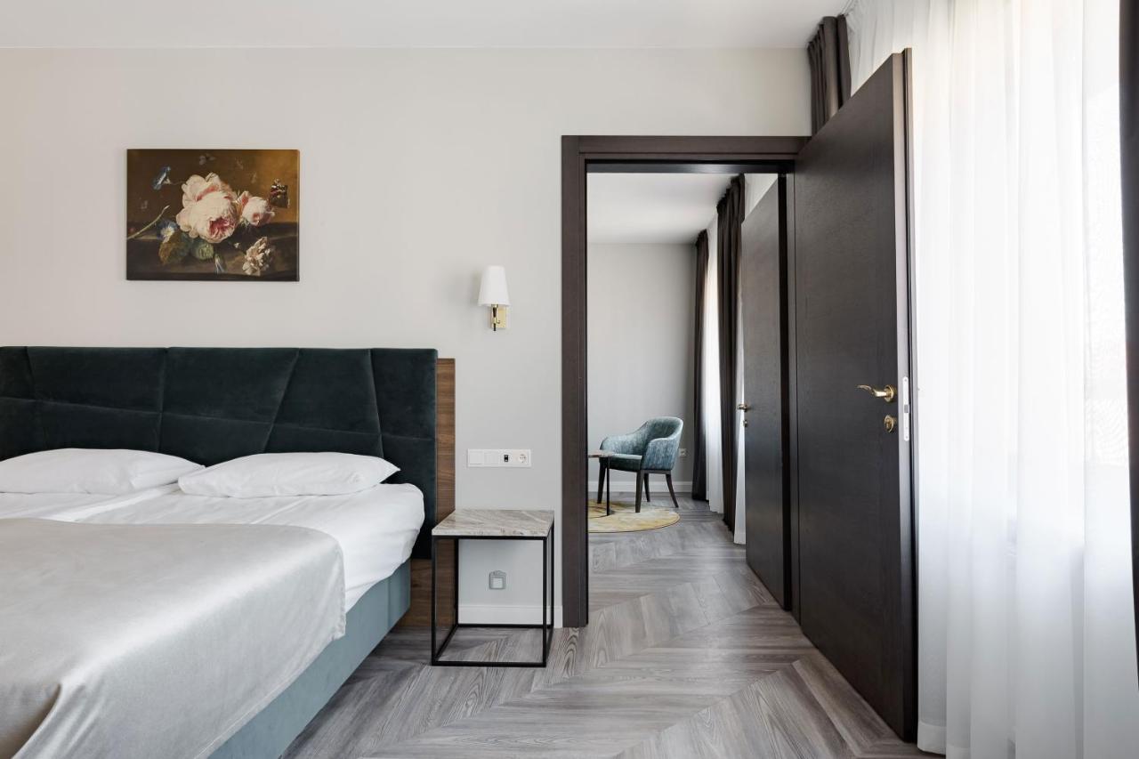 Victoria Hotel كلابيدا المظهر الخارجي الصورة