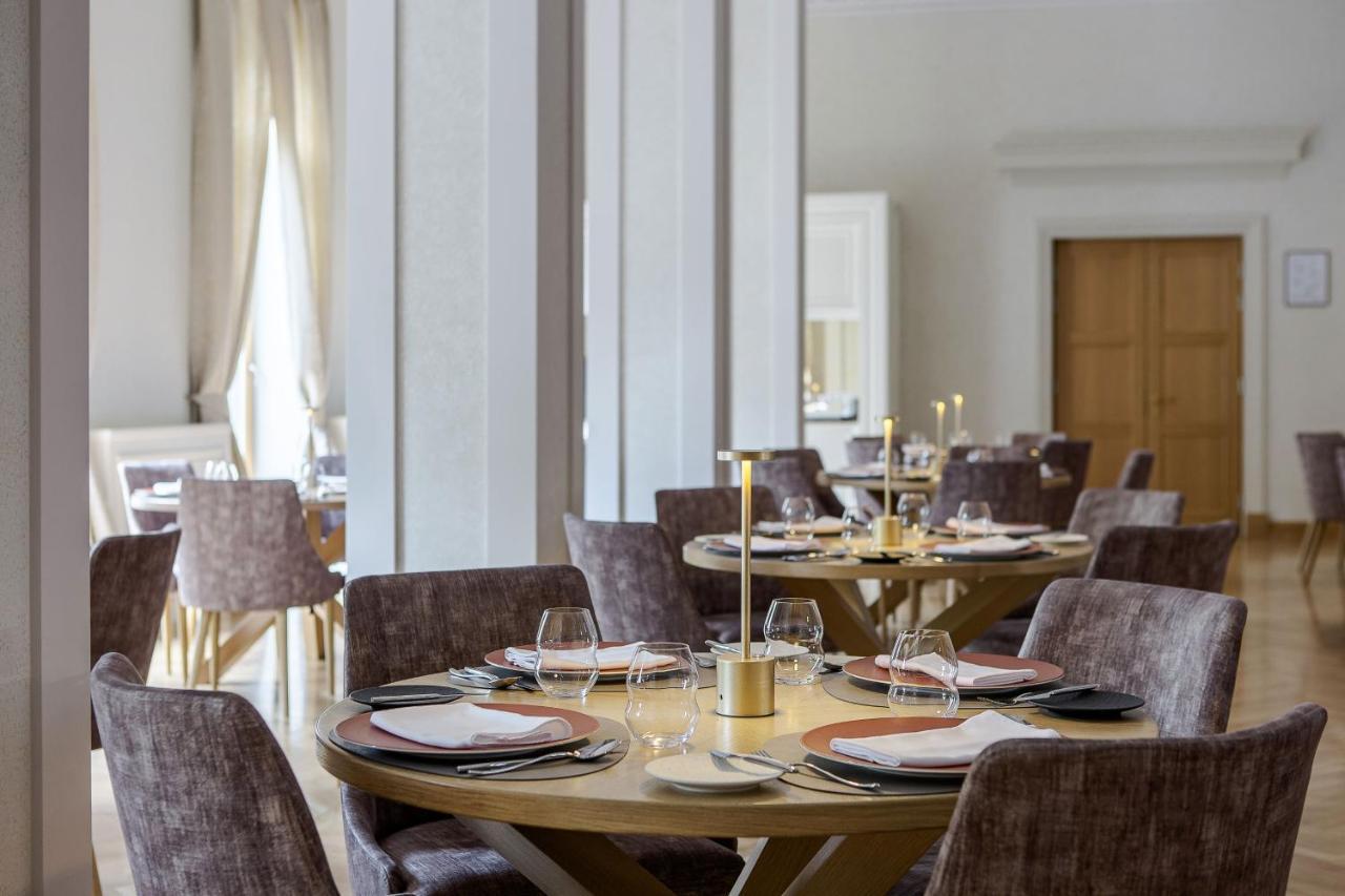 Victoria Hotel كلابيدا المظهر الخارجي الصورة